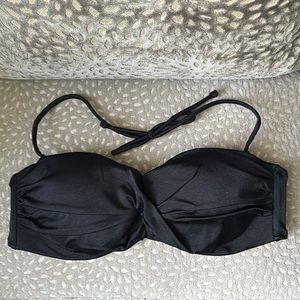 Victoria's Secret Knockout Bikini Top 34C